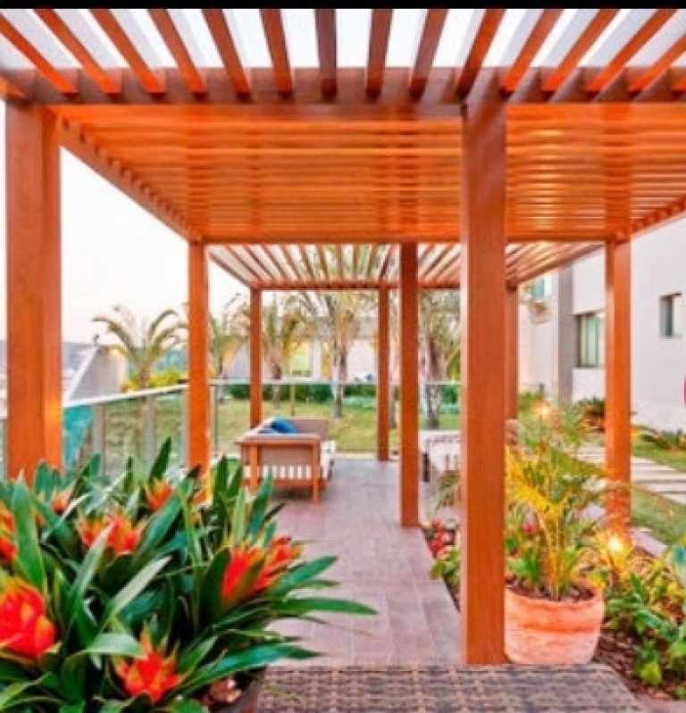 Pergolado Decorado com Flores Valor Lageado - Pergolado de Madeira Decorado Pergolado Decorado com Flores Valor Lageado - Pergolado de Madeira Decorado