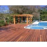 deck de madeira para jardins em Caieiras